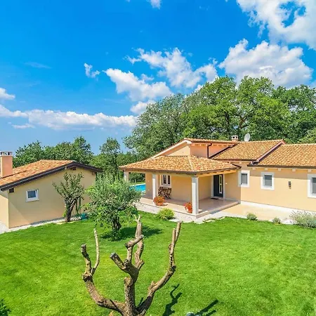 Villa Terezija Brecevici